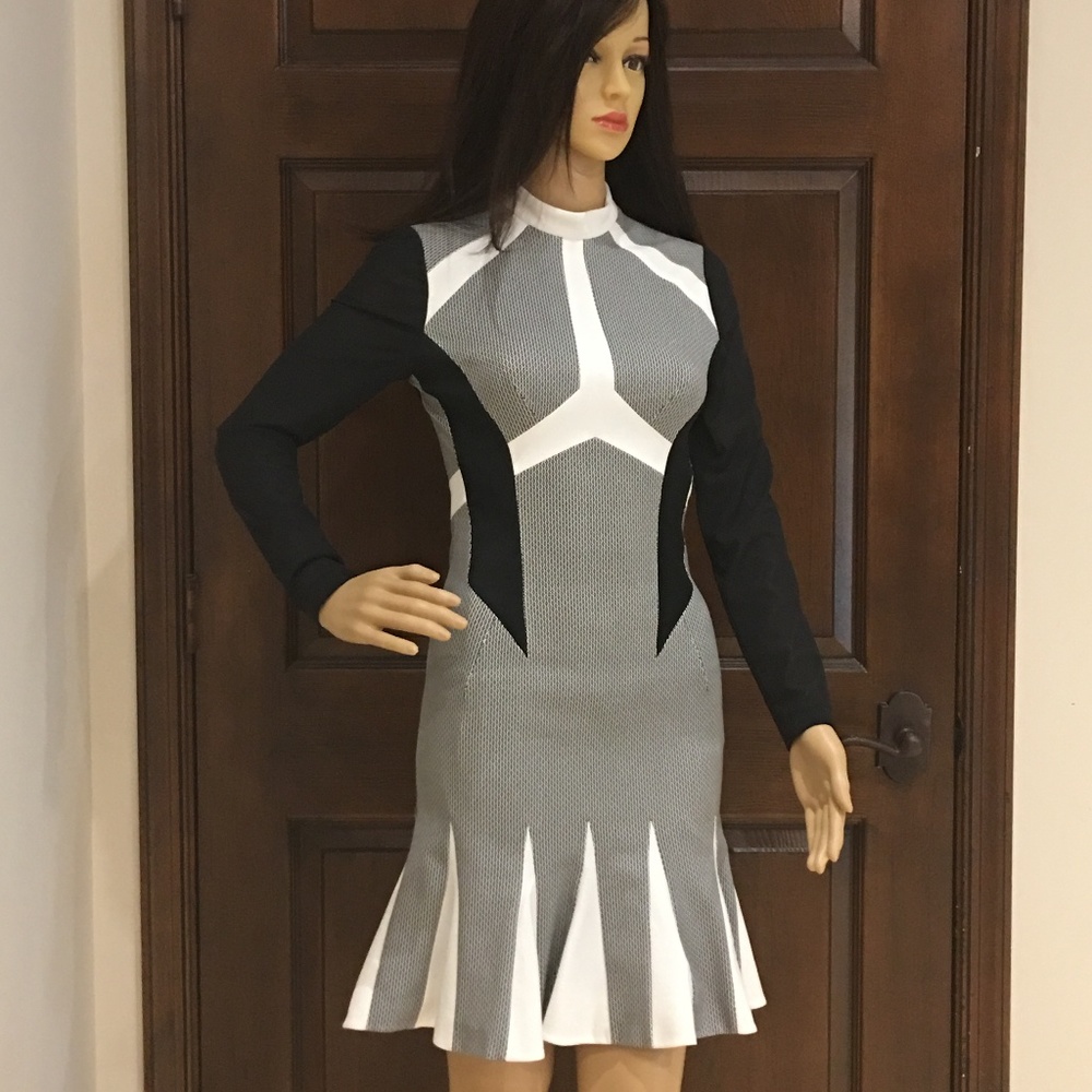 Karen Millen XS Long Sleeve Dress